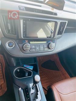 تۆیۆتا ڕاڤ 4